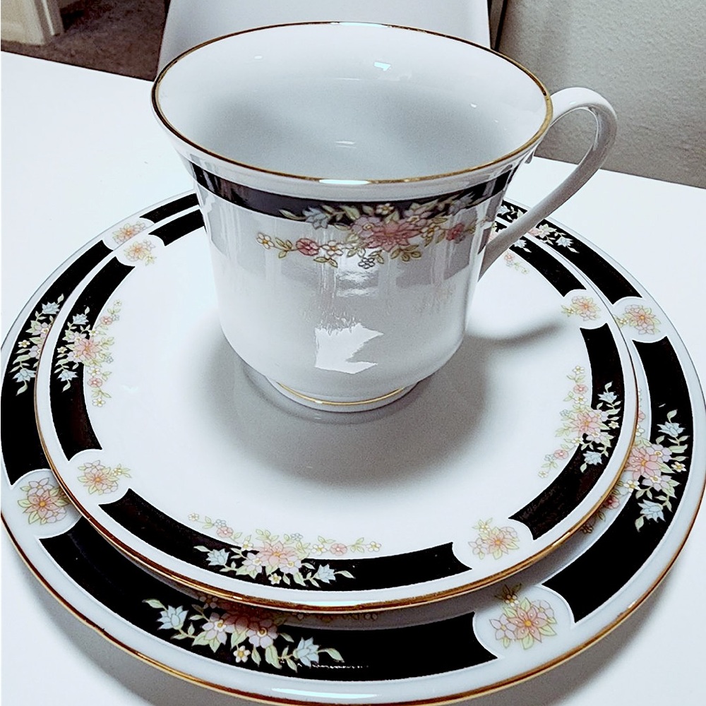 Vintage China from 1990’s, Crown Ming discontinued